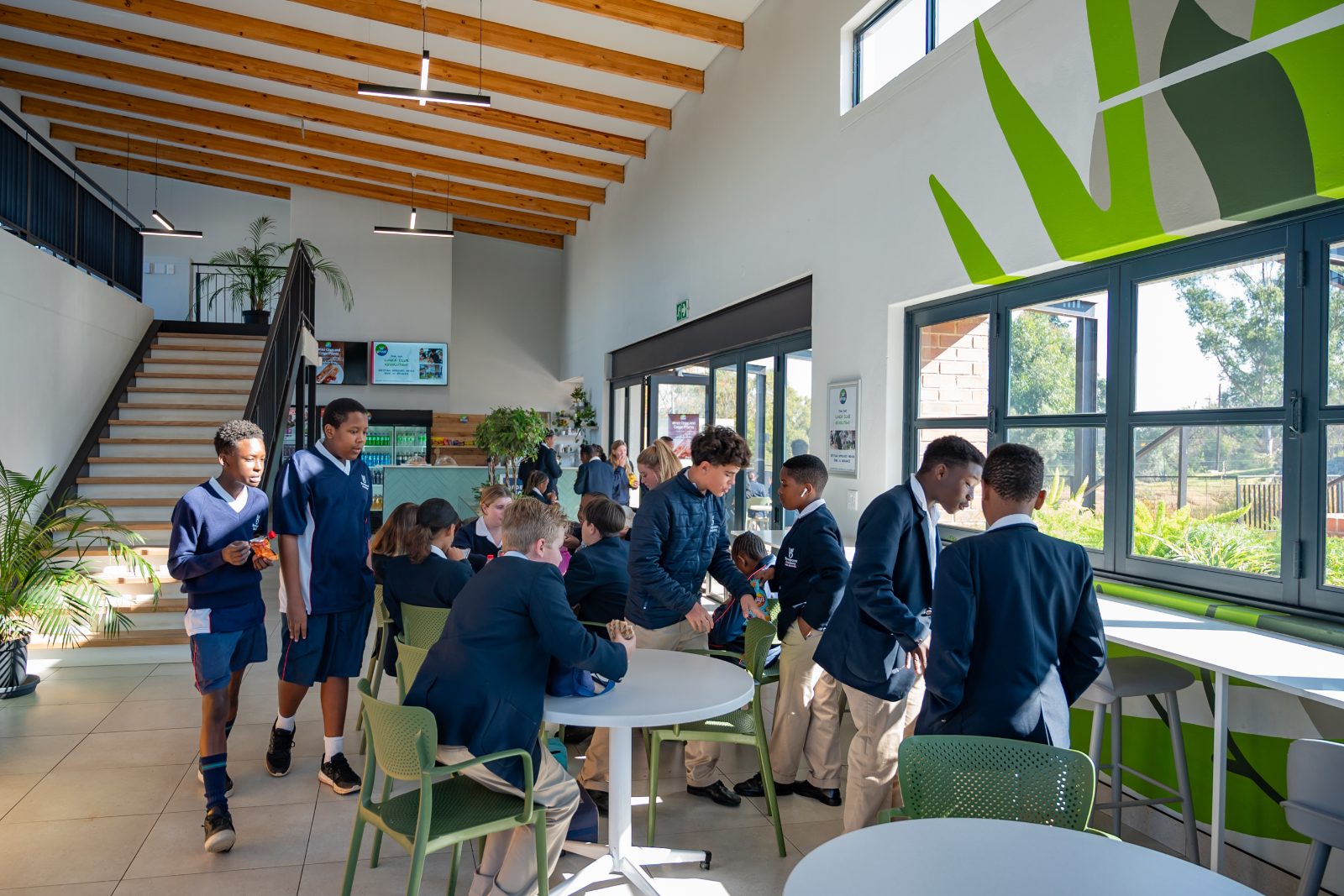Broadacres pupils in the dining hall and cafeteria
